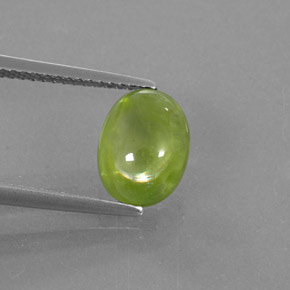 2.93캐럿 천연 노란빛 그린 스펜(티타나이트), 투명한, 10.1×7.4 mm, 투명/반투명