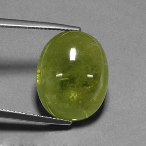 21.01캐럿 천연 노란빛 그린 스펜(티타나이트), 타원형 컷, 18.9×15.1 mm, 투명한