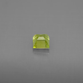 0.45캐럿 천연 노란빛 그린 스펜(티타나이트), 스퀘어, 4.1×3.9 mm, VS