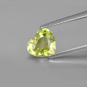 1.44캐럿 천연 노란빛 그린 스펜(티타나이트), 하트 모양, 8.2×7.4 mm, VS