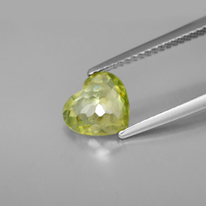 1.44캐럿 천연 노란빛 그린 스펜(티타나이트), 하트 모양, 8.2×7.4 mm, VS