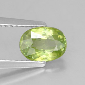 1.07캐럿 천연 골든 그린 스펜(티타나이트), 타원형 컷, 7.1×5.2 mm, VVS-VS