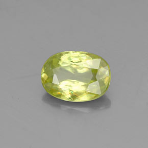 0.83캐럿 천연 골든 그린 스펜(티타나이트), 타원형 컷, 7×5 mm, VS
