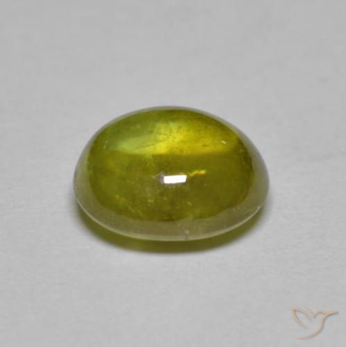 2.40캐럿 천연 따뜻한 포레스트 그린 스펜(티타나이트), 타원형 컷, 8.1×7.2 mm, 투명한