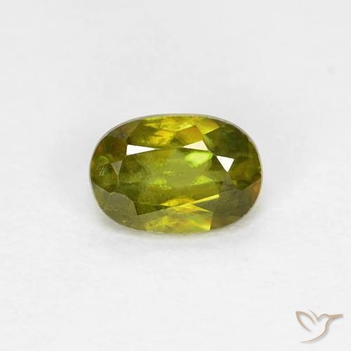 0.42ct 자연스러운 미디엄 그린 스피네, 타원형, VS