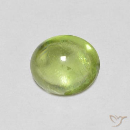 0.84ct 자연스러운 연한 초록색 스피네, 타원형, 투명한
