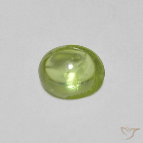 0.87ct 자연스러운 미디엄 그린 스피네, 타원형, 투명한