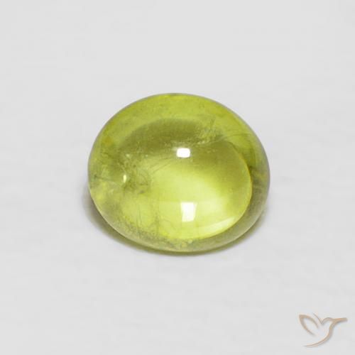0.57ct 자연스러운 따뜻한 포레스트 그린 스피네, 타원형, 투명한