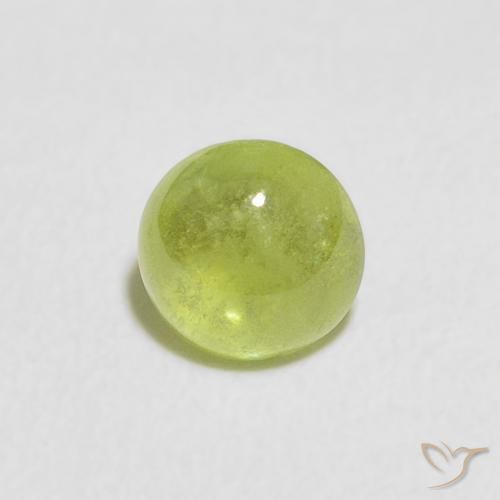 0.94ct 자연스러운 밝은 녹색 스피네, 둥근, 투명한