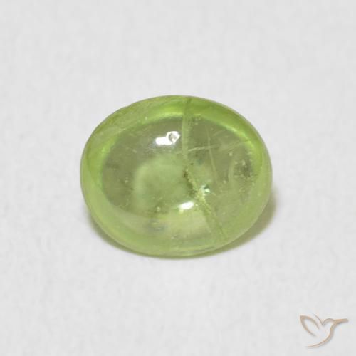 1.02ct 자연스러운 연한 초록색 스피네, 타원형, 투명한