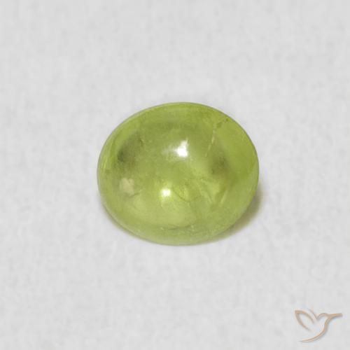 0.68ct 자연스러운 라임 그린 스피네, 타원형, 투명한