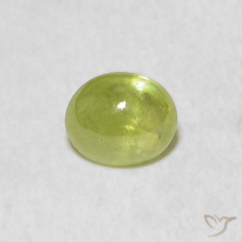 0.84ct 자연스러운 라임 그린 스피네, 타원형, 투명한
