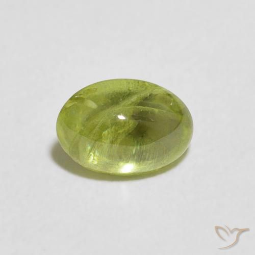 0.97ct 자연스러운 올리브 그린 스피네, 타원형, 투명한