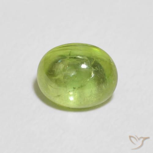 0.81ct 자연스러운 활기찬 녹색 스피네, 타원형, 투명한