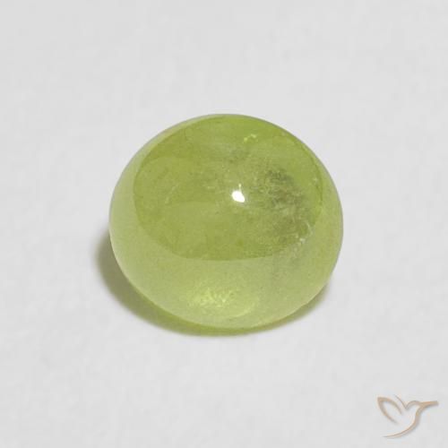 0.82ct 자연스러운 활기찬 녹색 스피네, 타원형, 투명한