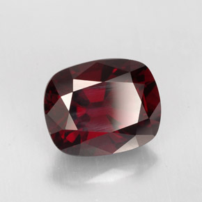 2.79캐럿 천연 딥 레드 스피넬, 쿠션 컷, 8.9×7.2 mm, VS