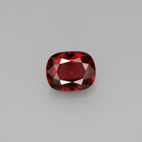 0.76캐럿 천연 딥 레드 스피넬, 쿠션 컷, 6.1×5 mm, VS