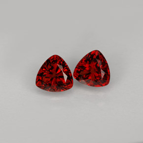 캐럿 천연 딥 레드 스피넬 보석, 트릴리언, VS