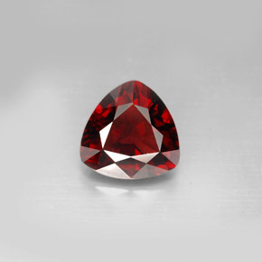 2.29캐럿 천연 딥 레드 스피넬, 트릴리언, 8.4×8.5 mm, VS