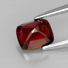 1.06캐럿 천연 레드 스피넬, 쿠션 컷, 6.3×5.1 mm, VVS