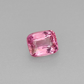 0.61캐럿 천연 핑크 스피넬, 쿠션 컷, 5.2×4.3 mm, VS