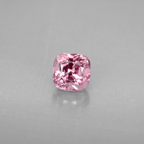 0.87캐럿 천연 핑크 스피넬, 쿠션 컷, 5.1×5.1 mm, VS
