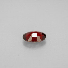 0.63캐럿 천연 딥 레드 스피넬, 타원형 컷, 6.5×4.6 mm, VVS