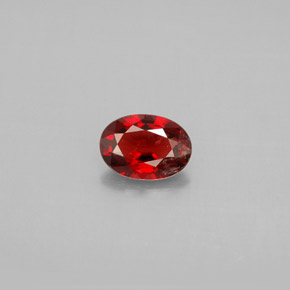 0.67캐럿 천연 딥 레드 스피넬, 타원형 컷, 6.6×4.7 mm, SI