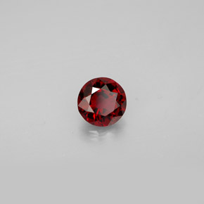 0.70캐럿 천연 보랏빛 레드 스피넬, 라운드 컷, 5.56 mm, VS