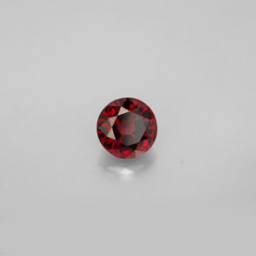 0.83캐럿 천연 레드 스피넬, 라운드 컷, 5.45 mm, VVS-VS