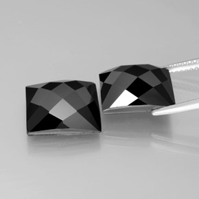 15.79캐럿 천연 숄 스피넬 보석, 스퀘어, 11.8×11.7 mm, 불투명체