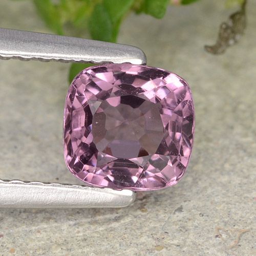1.04ct 자연스러운 라이트 퍼플 스피넬, 방석, VVS-VS