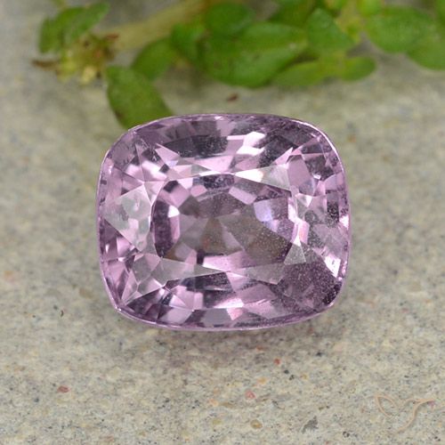 1.45ct 자연스러운 라이트 그레이쉬 바이올렛 스피넬, 방석, VS