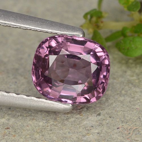 1.19ct 자연스러운 적자색 스피넬, 방석, VVS-VS