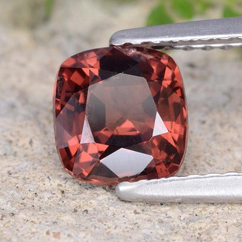 1.13캐럿 천연 다크 레드 스피넬, 쿠션 컷, 6.3×5.9 mm, VS