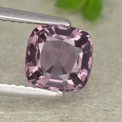 1.40캐럿 천연 라이트 퍼플 스피넬, 쿠션 컷, 6.8×6.7 mm, VVS