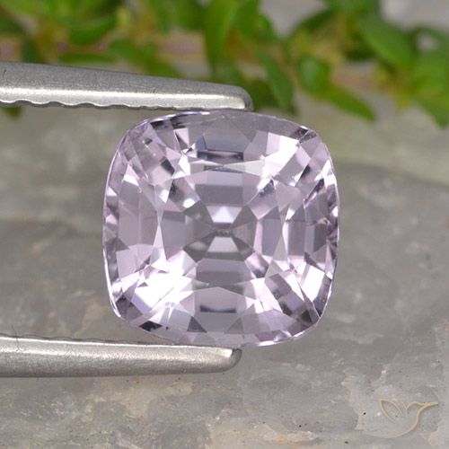 1.42ct 자연스러운 라이트 바이올렛 스피넬, 방석, VVS
