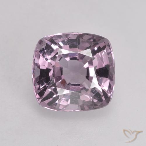 1.52ct 자연스러운 미디엄 퍼플 스피넬, 방석, VS