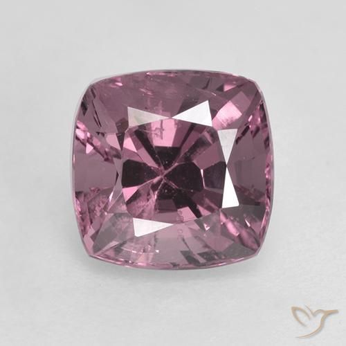 1.69ct 자연스러운 딥 라벤더 스피넬, 방석, VS