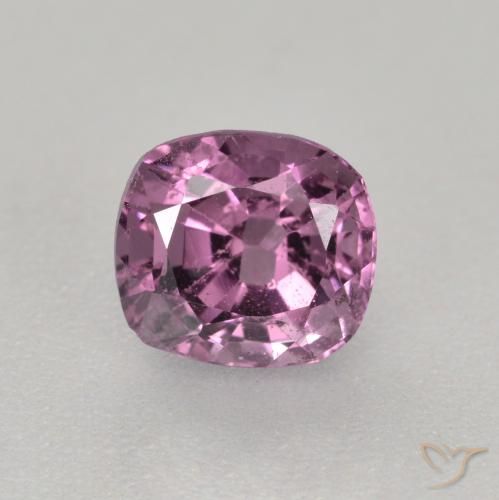 0.99ct 자연스러운 보이젠베리 스피넬, 방석, VS