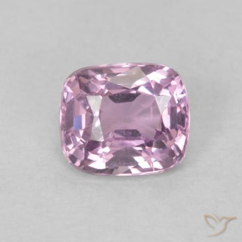 0.53ct 자연스러운 매우 밝은 보라색 스피넬, 방석, VS
