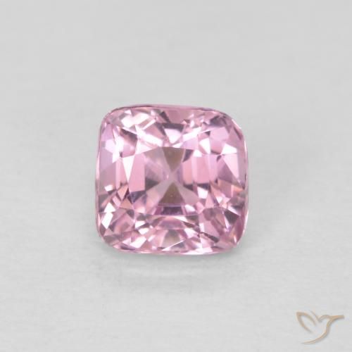 0.56ct 자연스러운 매우 밝은 분홍색 스피넬, 방석, VS