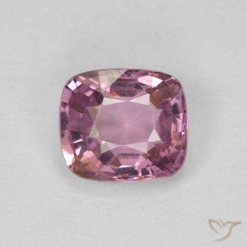 0.62ct 자연스러운 미디엄 핑크 스피넬, 방석, VVS-VS