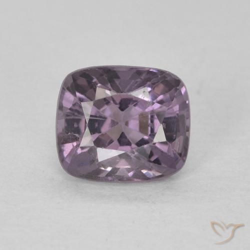 0.66ct 자연스러운 미디엄 퍼플 스피넬, 방석, VS