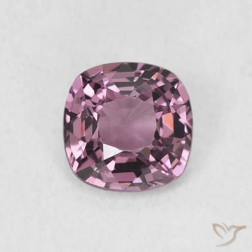 0.67ct 자연스러운 라즈베리 레드 톤 스피넬, 방석, VVS