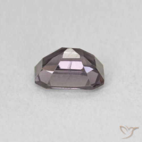 0.58캐럿 천연 Dark Grey Purple 스피넬, 옥타곤 / 에메랄드 컷, VVS-VS