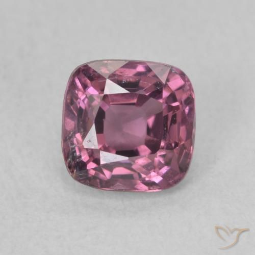 0.88ct 자연스러운 미디엄 퍼플 스피넬, 방석, VS