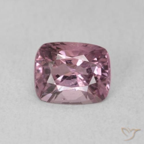 0.96ct 자연스러운 분홍빛이 도는 보라색 스피넬, 방석, VS