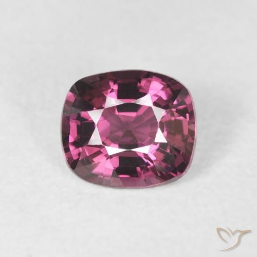0.92ct 자연스러운 라베리 레드 스피넬, 방석, VS