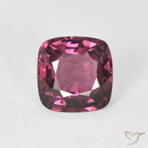 1.07ct 자연스러운 미디엄 퍼플 스피넬, 방석, VS